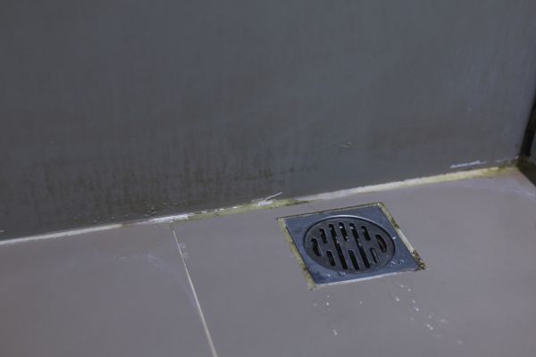 Bathroom Drain Installation in Sparks